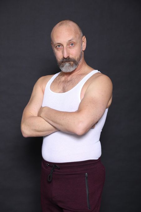 Raymond — massage therapist in Glendale, CA