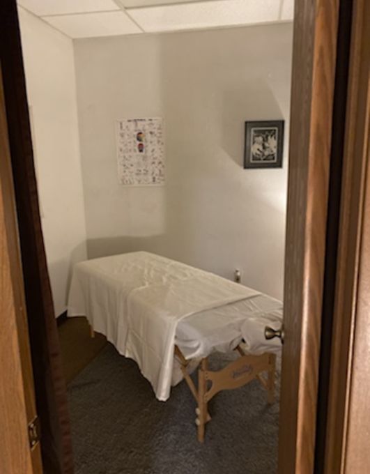 Efrain — massage therapist in San Antonio, TX