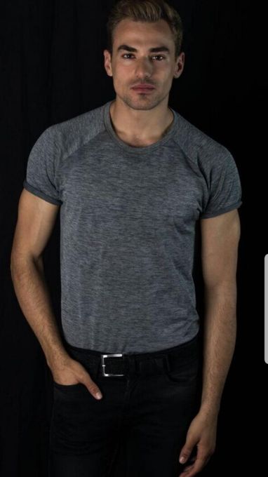 Chris — massage therapist in Los Angeles, CA