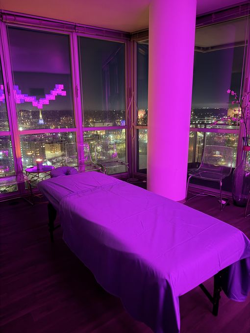 Alex — massage therapist in Minneapolis, MN