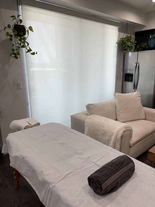 Alex — massage therapist in Los Angeles, CA