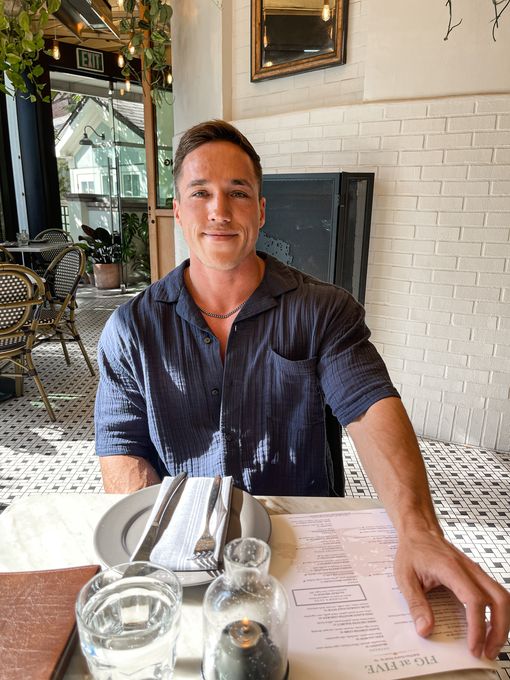 Alex — massage therapist in Los Angeles, CA