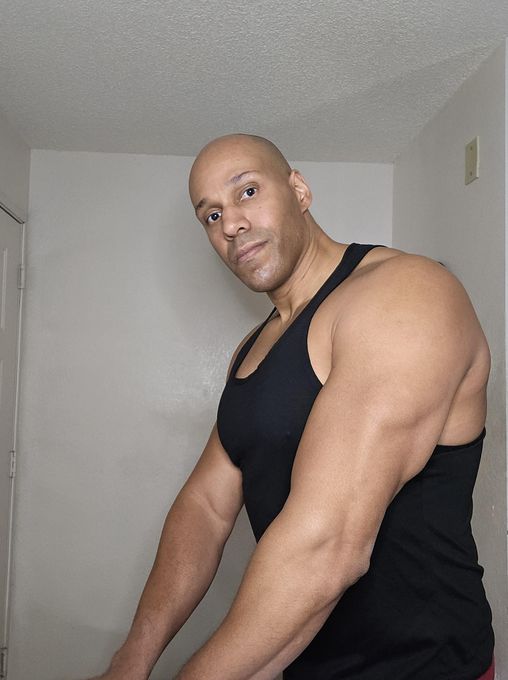 Mike — massage therapist in Paradise, NV
