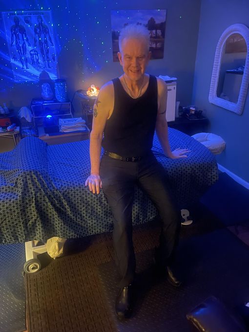 Brett — massage therapist in Dallas, TX