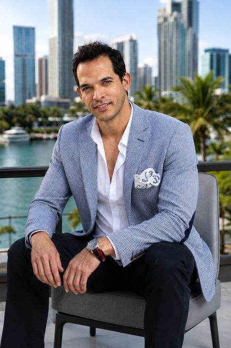 Dante — massage therapist in Miami, FL
