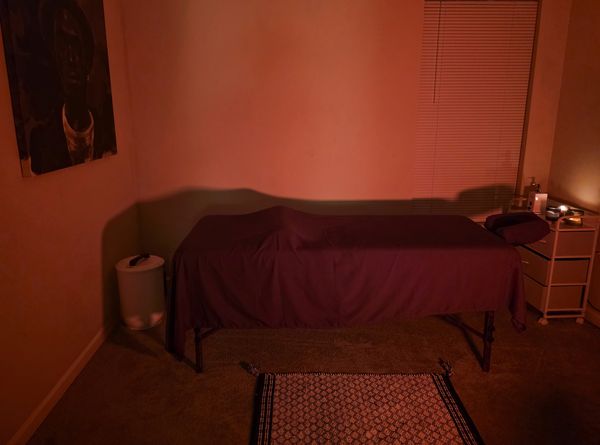 Dandre — massage therapist in Nashville, TN