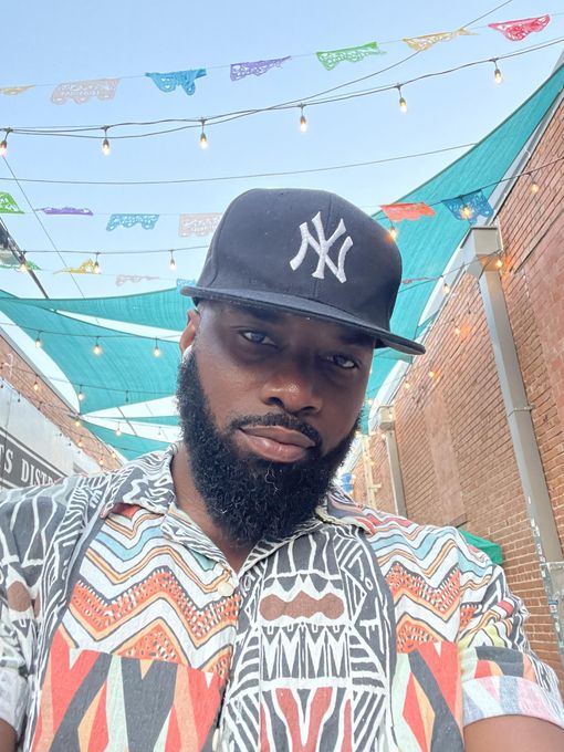 Ellis — massage therapist in Dallas, TX