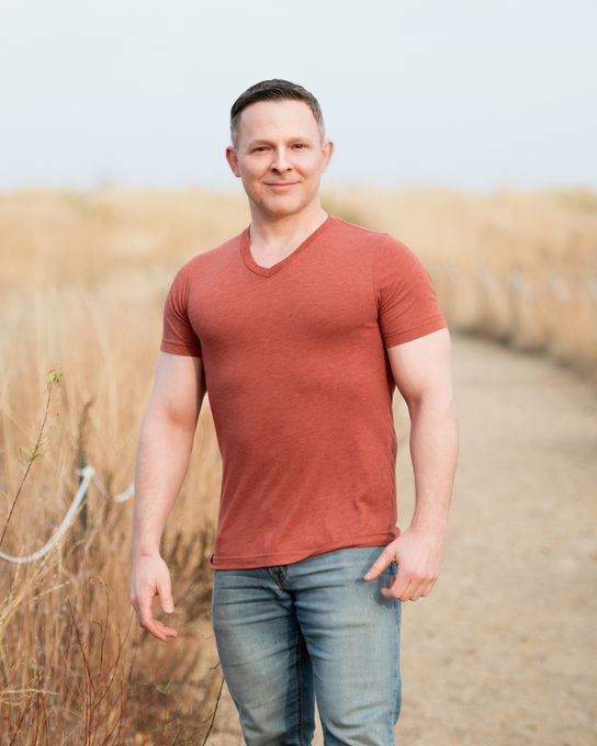Michael — massage therapist in Chicago, IL