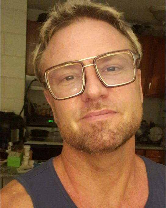 Cory — massage therapist in Honolulu, HI