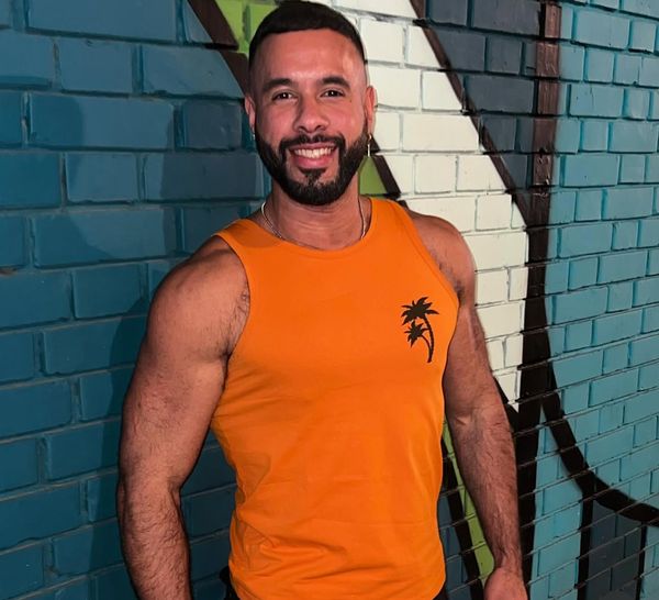 Alex — massage therapist in Chicago, IL