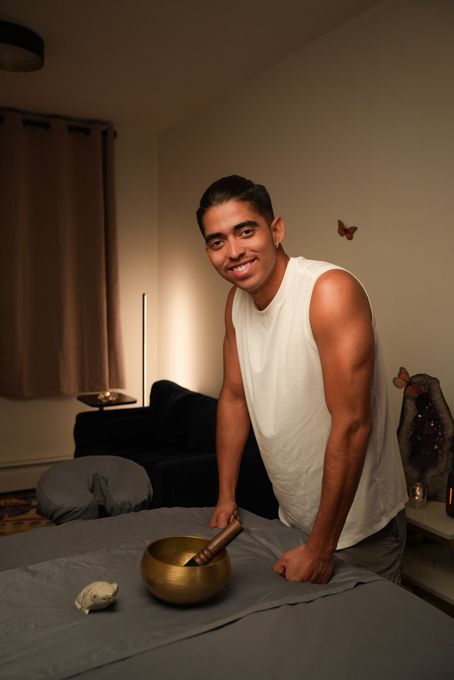 Alex — massage therapist in Queens, NY