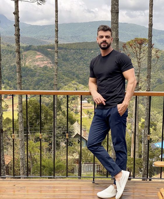Hugo — massage therapist in Harrison, NJ