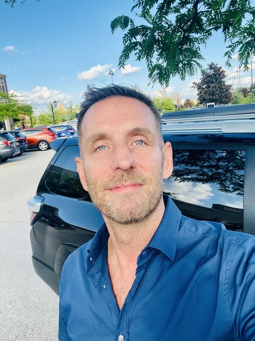 Markus — massage therapist in Chicago, IL