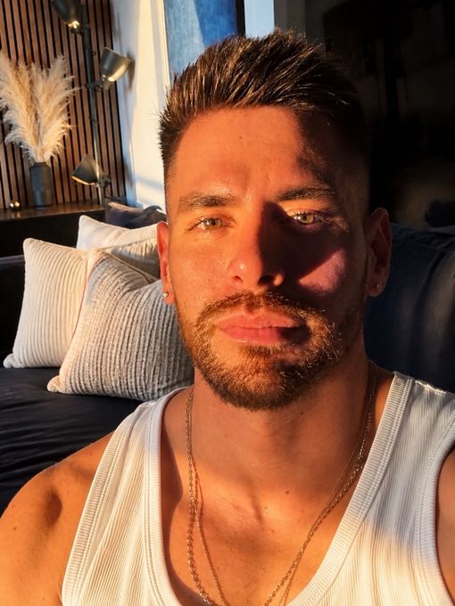 Kevin — massage therapist in Tampa, FL
