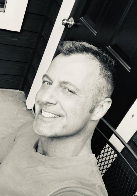 Rob — massage therapist in Los Angeles, CA