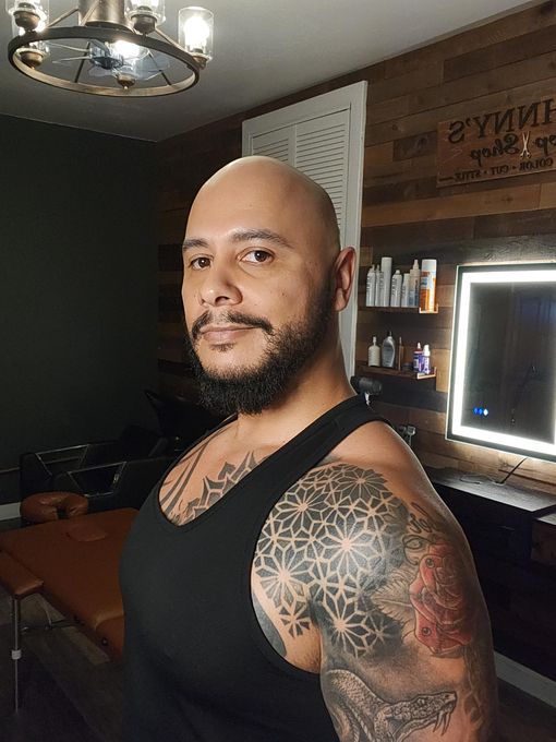 Johnny — massage therapist in Fontana, CA