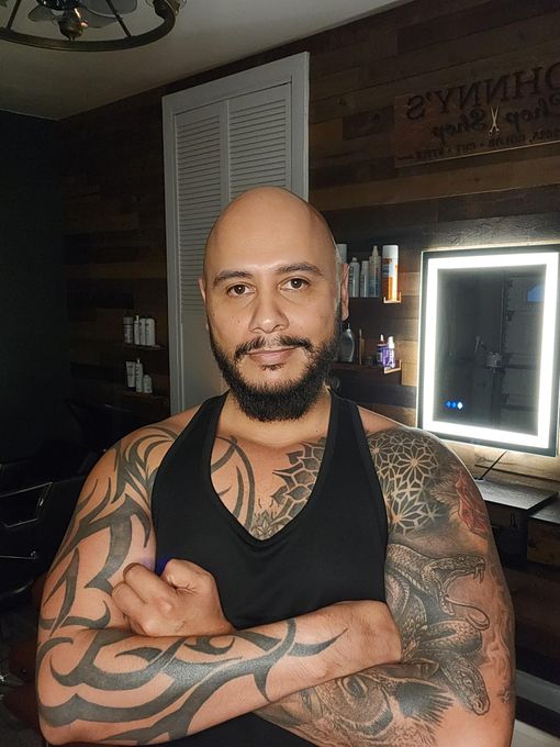 Johnny — massage therapist in Fontana, CA