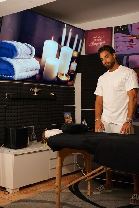 Curtis — massage therapist in Miami Beach, FL