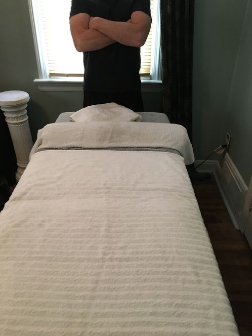 Erik — massage therapist in Cranford, NJ