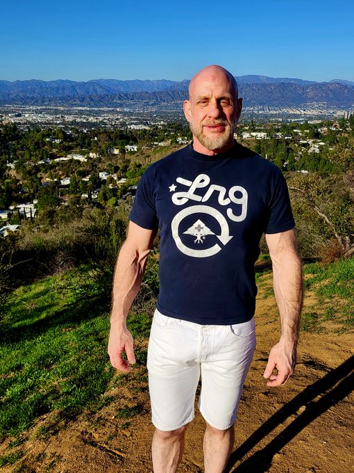 Ethan — massage therapist in Los Angeles, CA