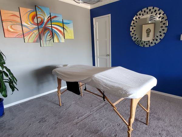 Ethan — massage therapist in Los Angeles, CA