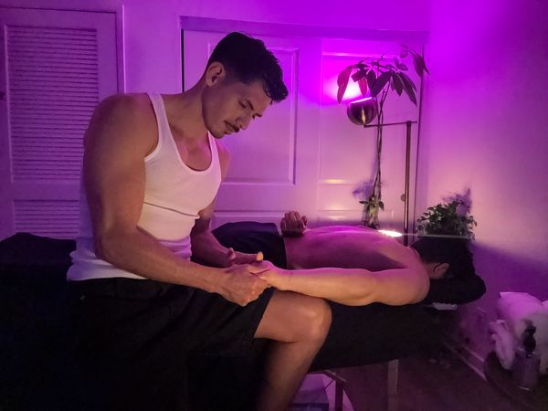 Alexander — massage therapist in Los Angeles, CA