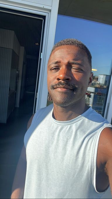 Morris — massage therapist in Seattle, WA