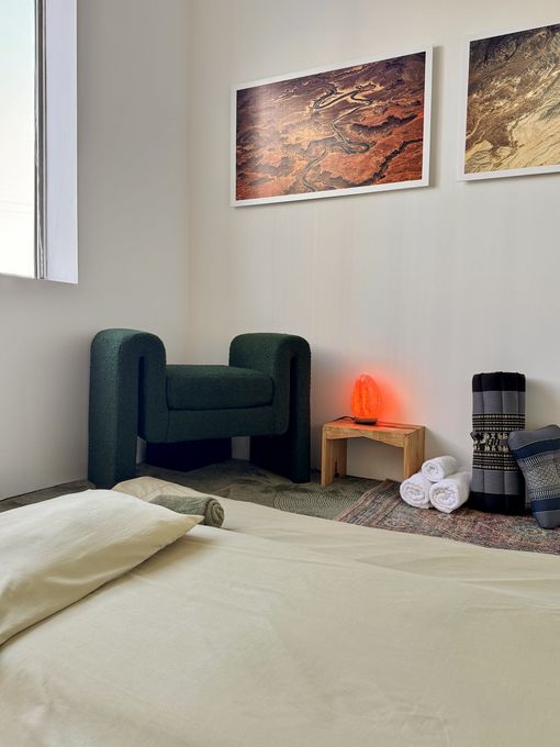 J — massage therapist in San Francisco, CA