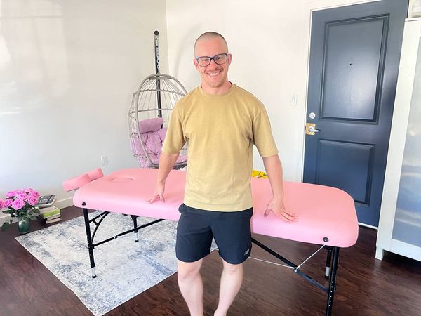Denis — massage therapist in Los Angeles, CA