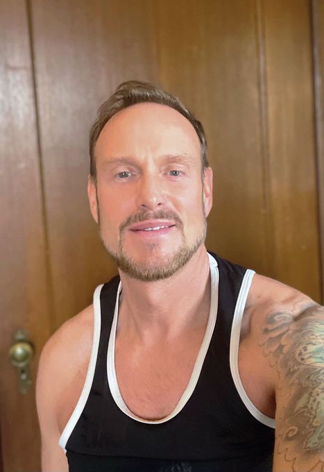 William — massage therapist in Seattle, WA
