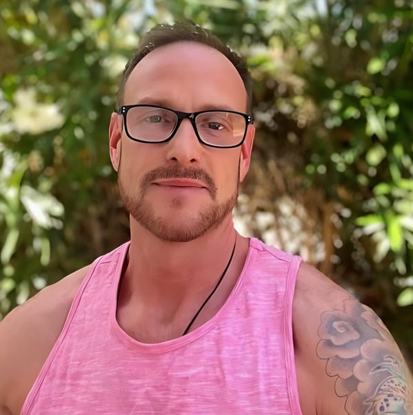 William — massage therapist in Seattle, WA
