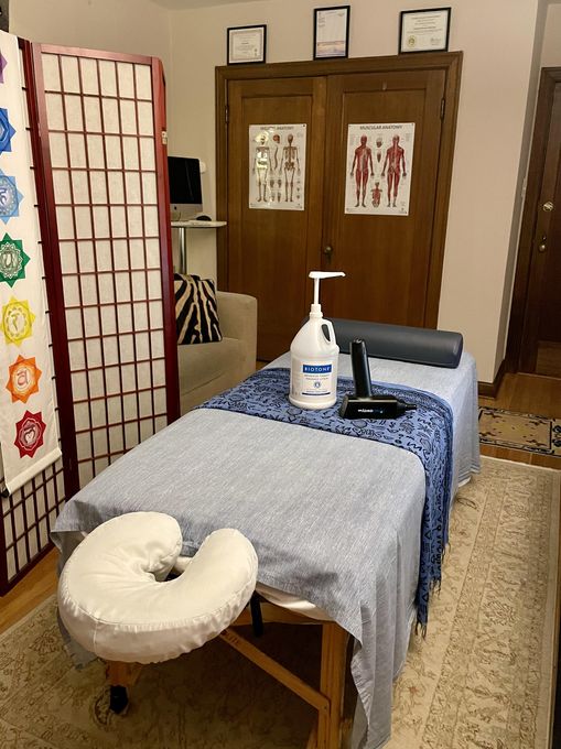 William — massage therapist in Seattle, WA