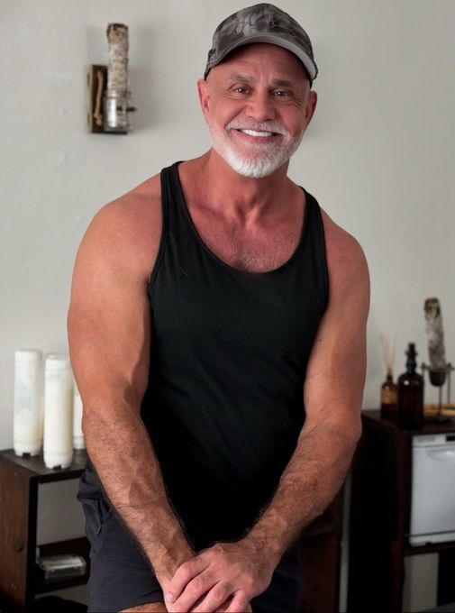 David — massage therapist in Los Angeles, CA