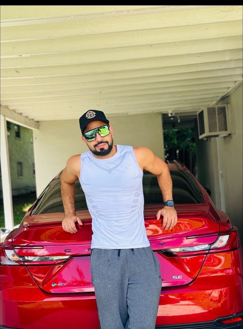 Rocco — massage therapist in Tampa, FL