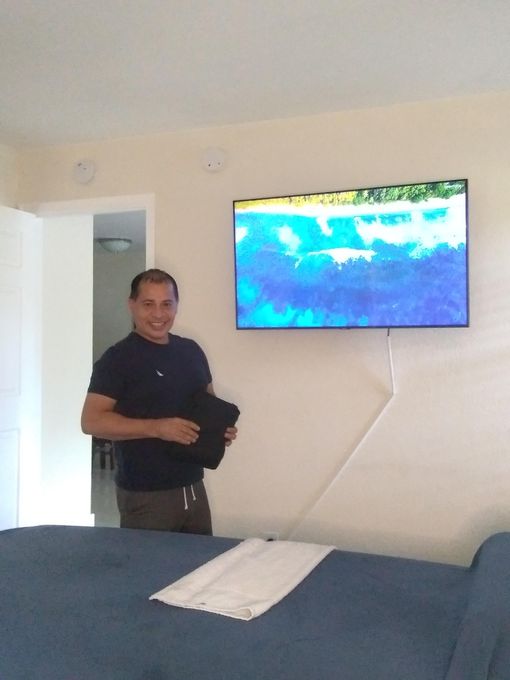 Luis — massage therapist in Coral Springs, FL