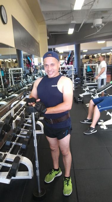Luis — massage therapist in Coral Springs, FL