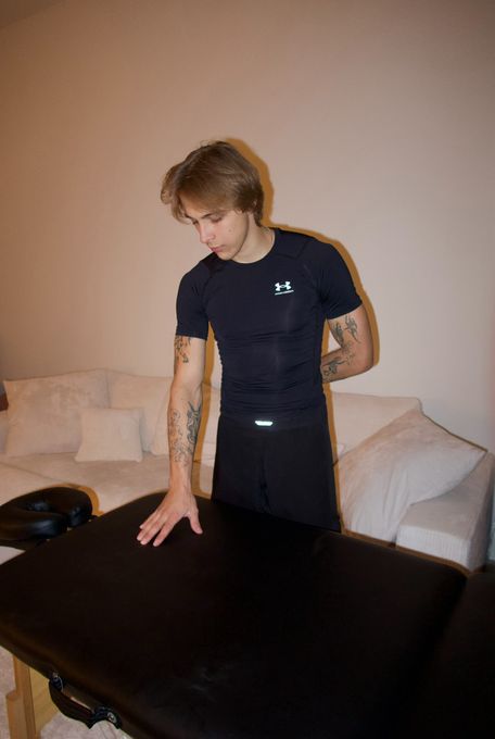 Ian — massage therapist in Aventura, FL