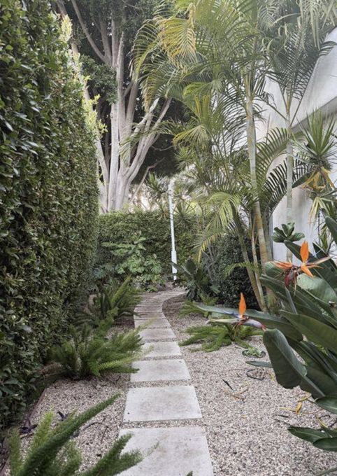 Gabriel — massage therapist in Los Angeles, CA