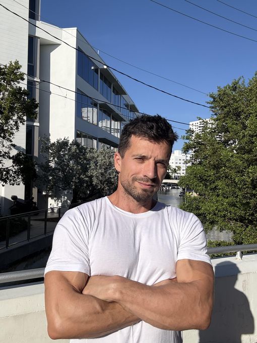 Mark — massage therapist in Miami Beach, FL