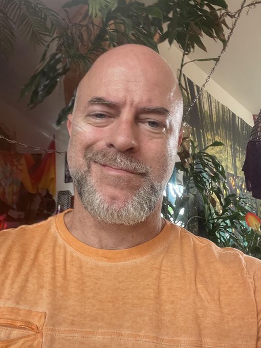 Kevin — massage therapist in Chicago, IL