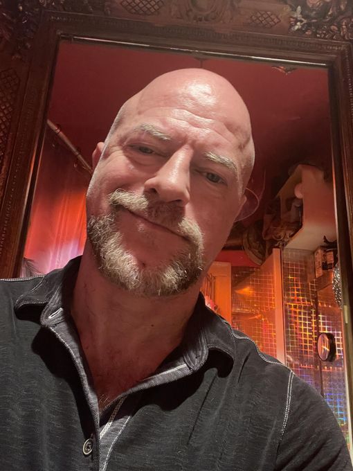 Kevin — massage therapist in Chicago, IL