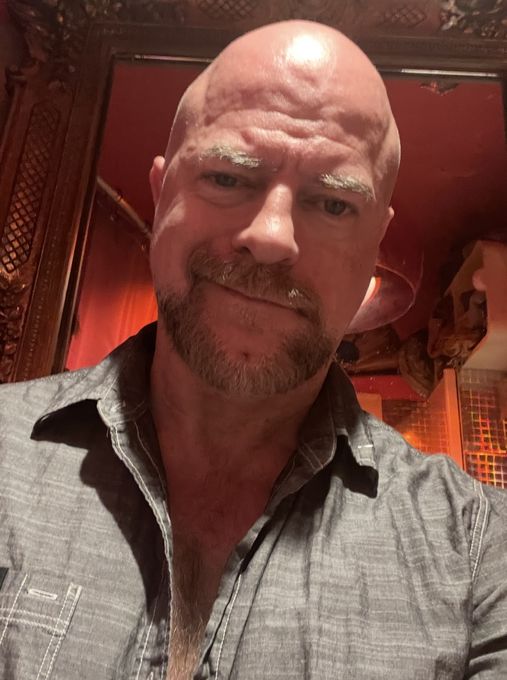 Kevin — massage therapist in Chicago, IL