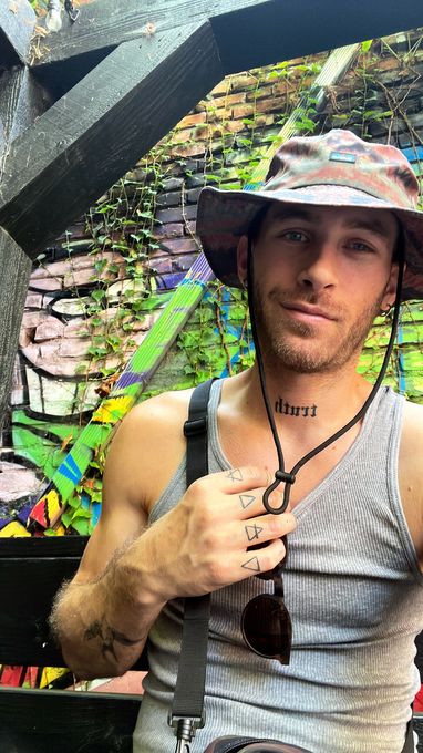 Brandon — massage therapist in Los Angeles, CA