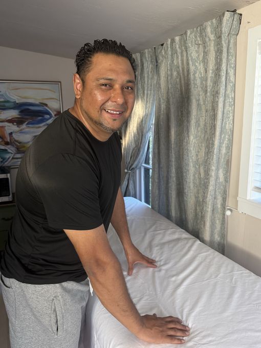 Caesar — massage therapist in Los Angeles, CA