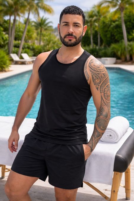 Jhon — massage therapist in Oakland Park, FL