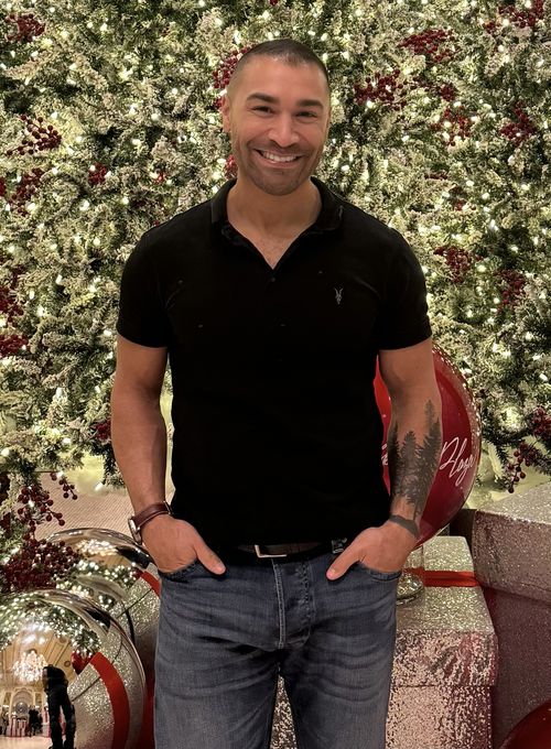 Maxx — massage therapist in Seattle, WA