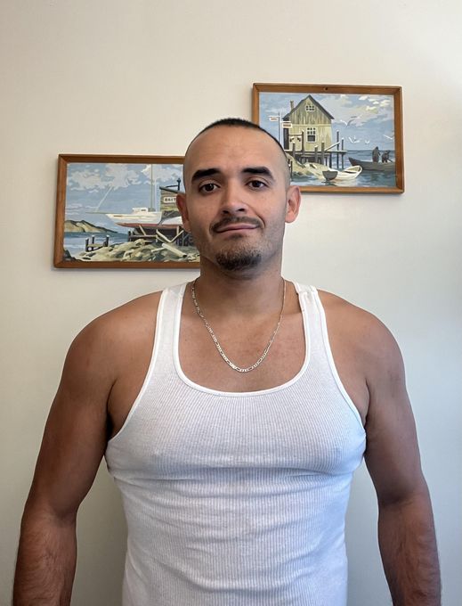 Ricardo — massage therapist in Burbank, CA