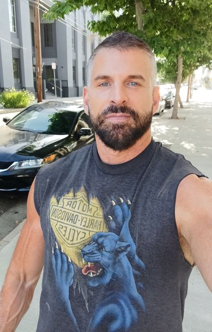 Ben — massage therapist in West Hollywood, CA