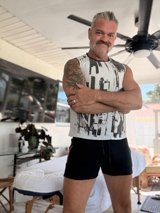 Robert — massage therapist in St. Petersburg, FL