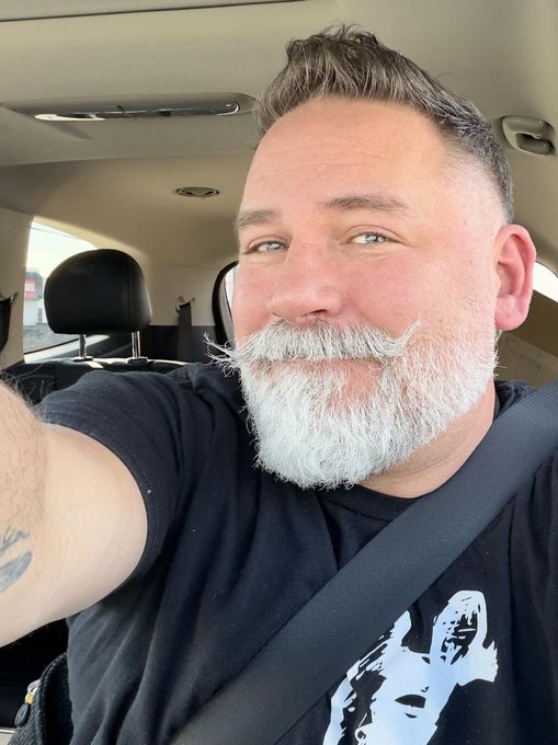 Travis — massage therapist in Grand Rapids, MI